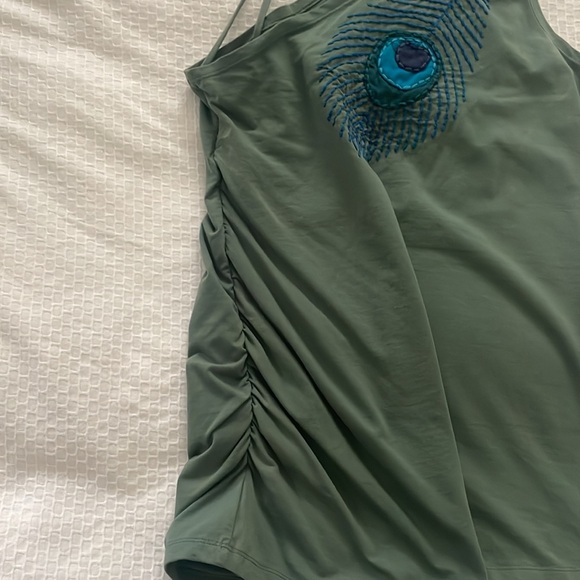 One should tank top with peacock feather.  Made in Nepal - Picture 4 of 6